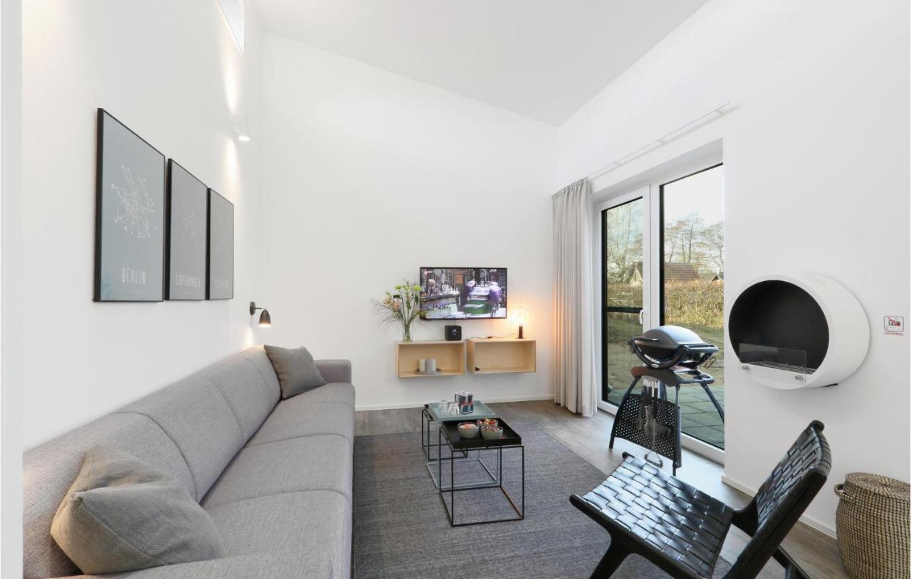 2 Bedroom Gorgeous Home In Lembruch-Duemmer See Zewnętrze zdjęcie